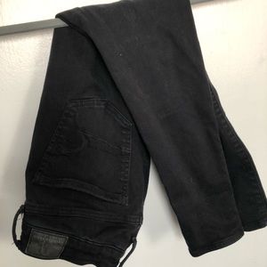 Black American Eagle Pants size 6 short